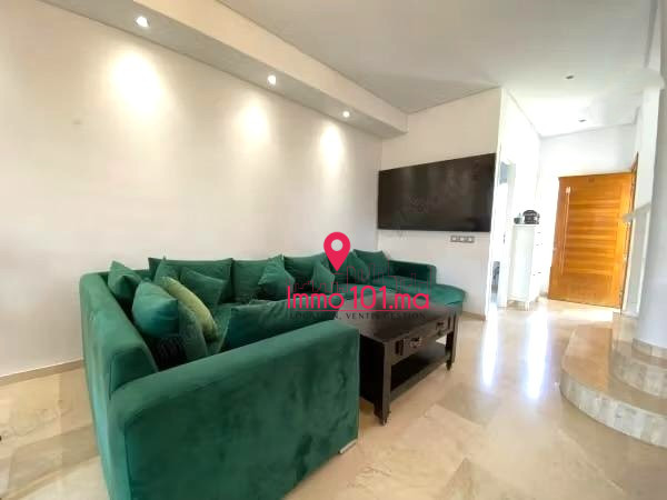 Location triplex meublé à Harhoura AGLVM2552